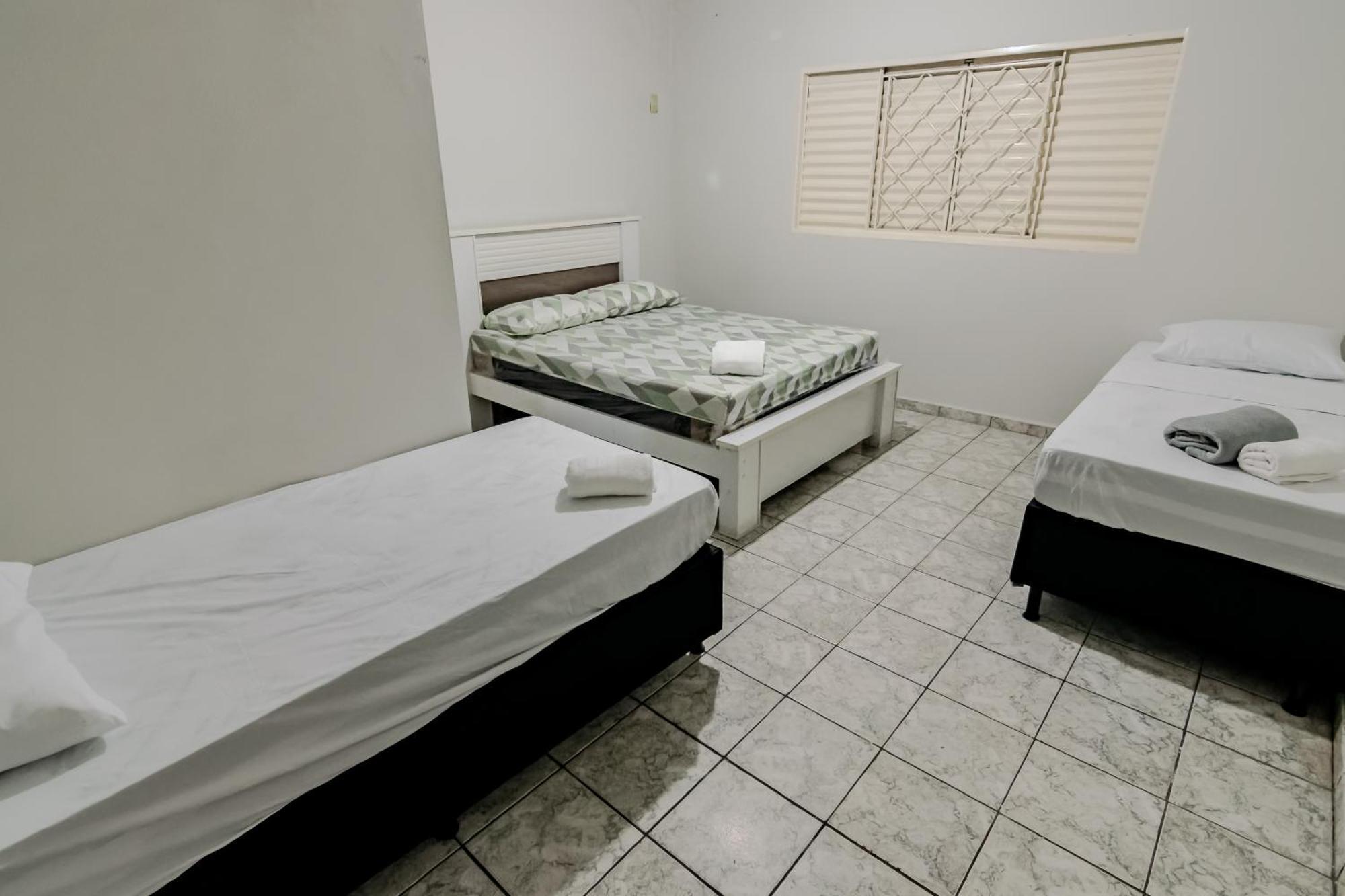 Pousada Roosevelt Suite 01 - Pousada Central Prox Rodoviaria E Dist Industrial Uberlândia المظهر الخارجي الصورة
