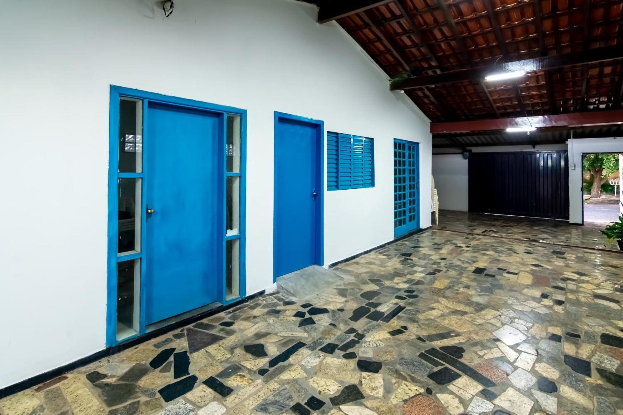 Pousada Roosevelt Suite 01 - Pousada Central Prox Rodoviaria E Dist Industrial Uberlândia المظهر الخارجي الصورة
