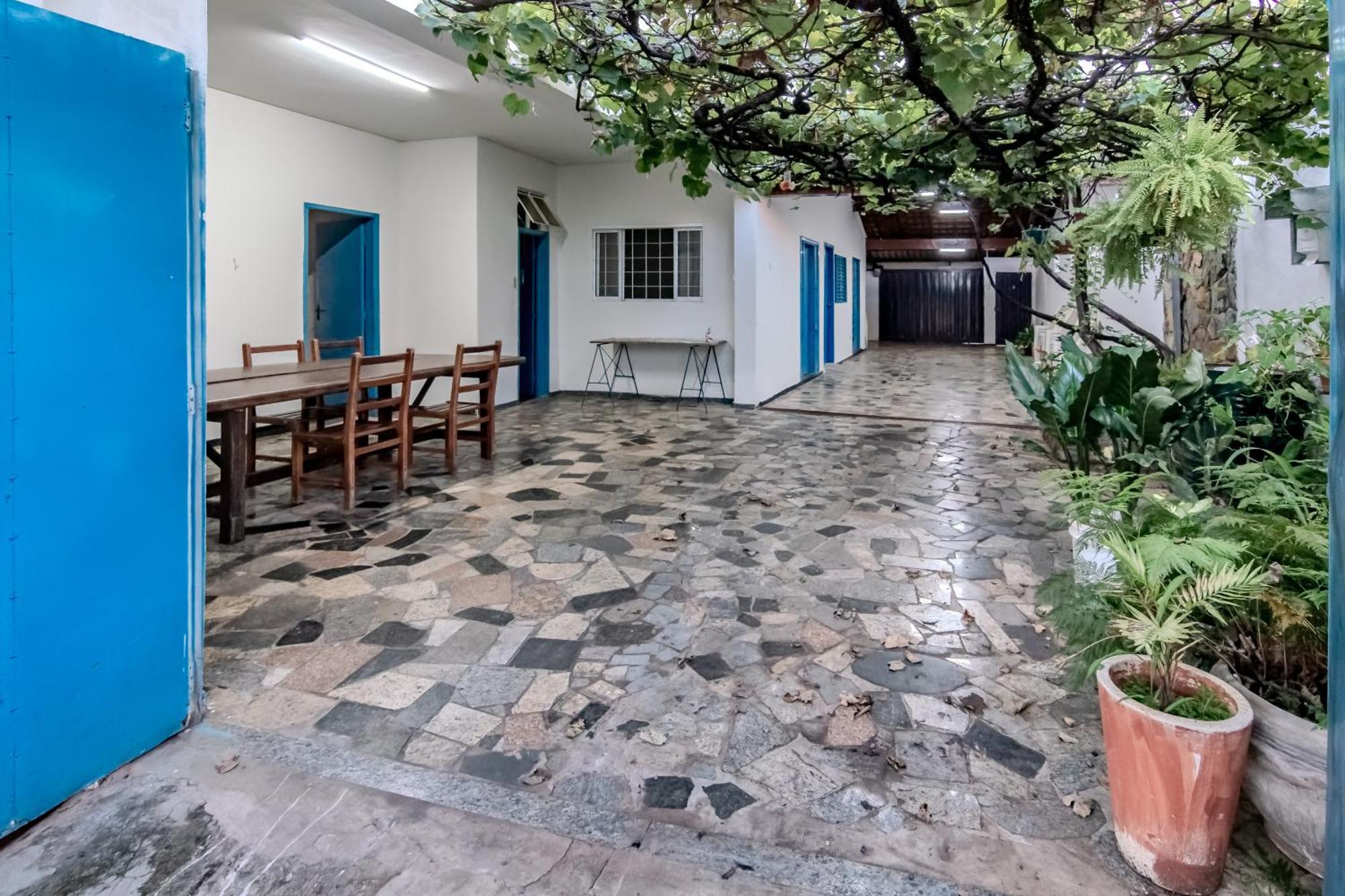Pousada Roosevelt Suite 01 - Pousada Central Prox Rodoviaria E Dist Industrial Uberlândia المظهر الخارجي الصورة